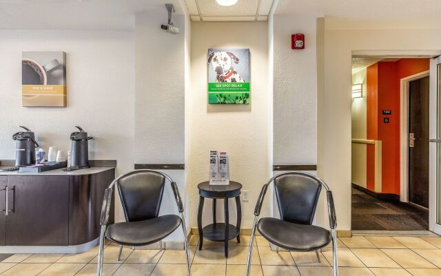 Motel 6 Caseyville, IL - Caseyville Il