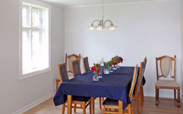 STRøNENESET (FJH231)