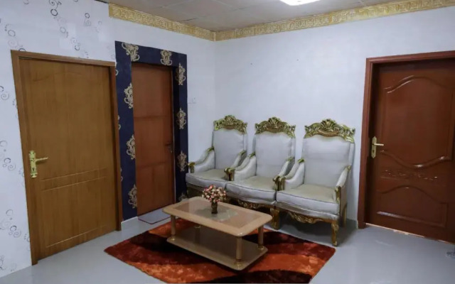 Capital O 141 Golden Rays Hotel