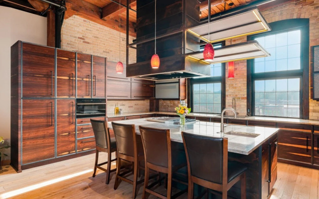 Exquisite 3BDR Penthouse in Downtown TC