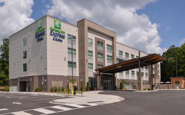 Holiday Inn Express & Suites Charlotte - Ballantyne, an IHG Hotel