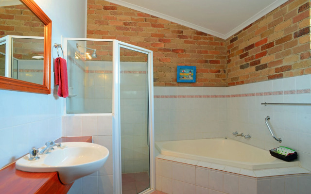 Rest Point Motor Inn