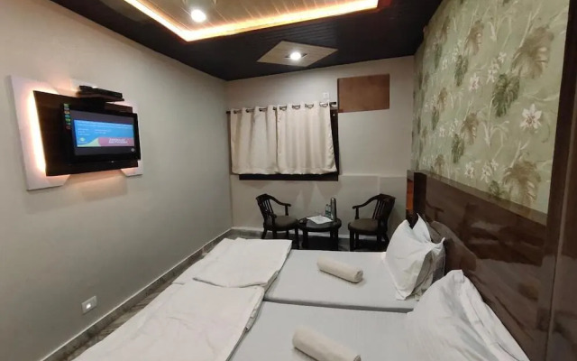 Hotel Shivratri Guest House