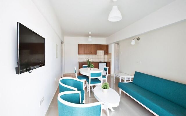 Tsokkos Maria Hotel Apts