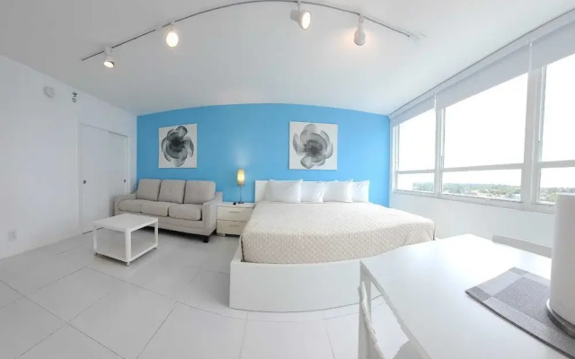 Castle Beach Club Apartments