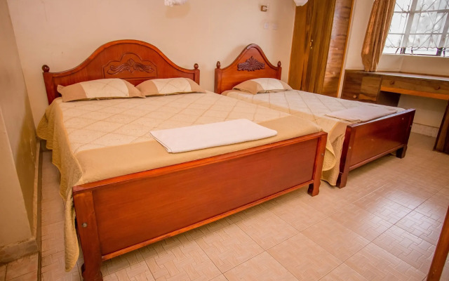 Hotel Genevieve