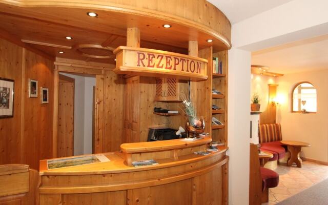 Delightful Apartment in Oetz With Balcony