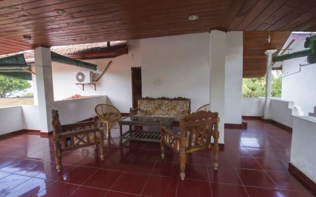 Casa Hikka Villa