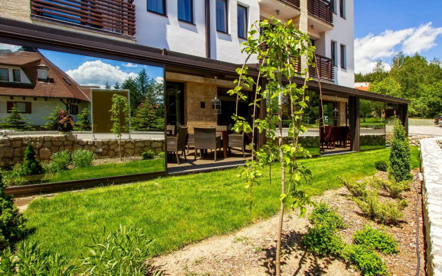 Hotel MIR