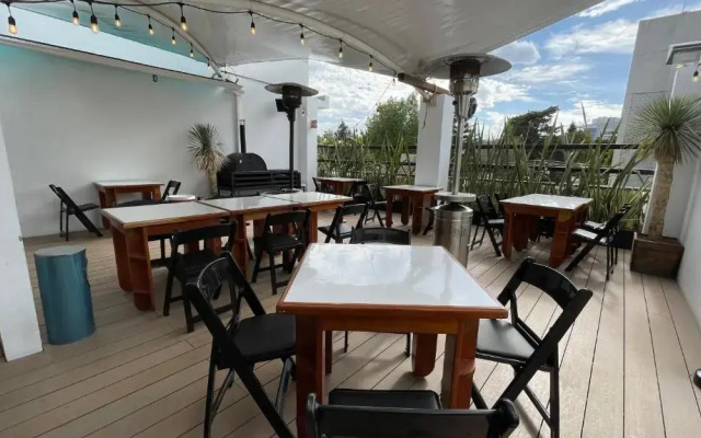 Suites Arboleda 215