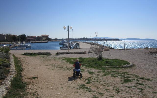 Sor - on the beach - A3(2+3)