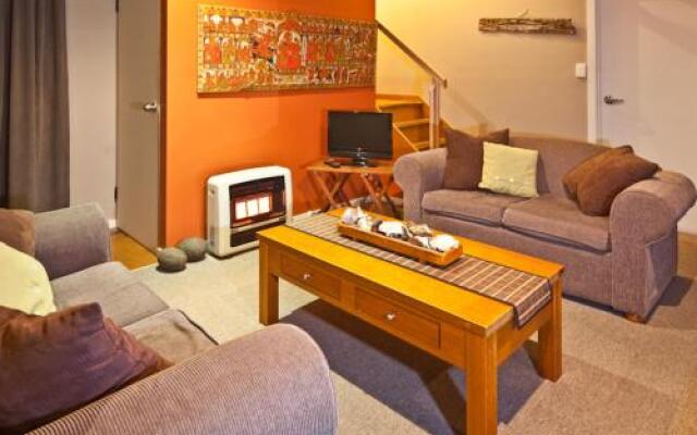 Far South Wilderness Lodge