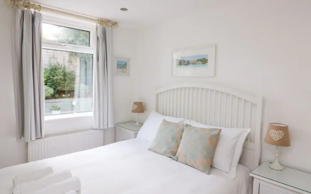 1 Camperdown Lodge