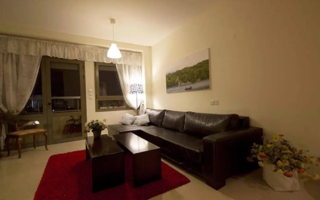 Tel Aviv Towers Apartment