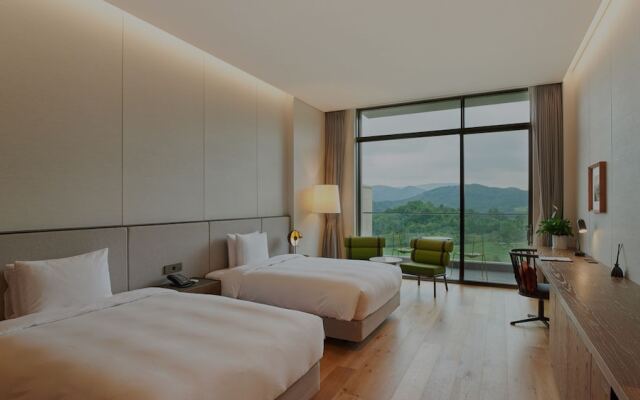 Sagewood Hongcheon Hotel