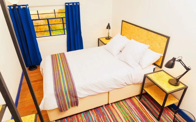 Saqray Hostel
