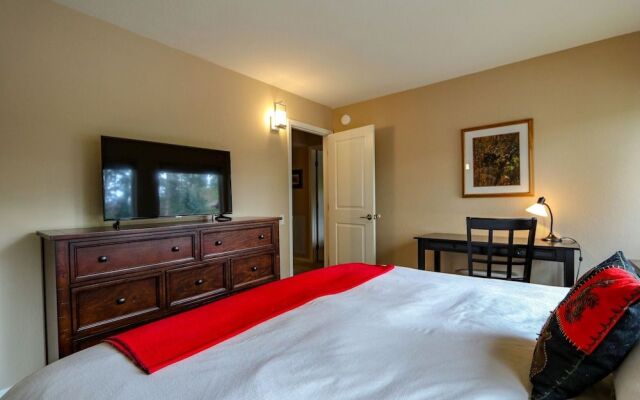 Mammoth West #129 - 3 Br Condo