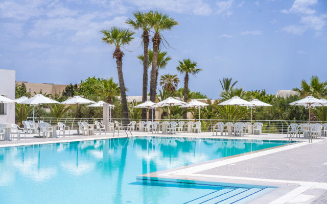 Club Novostar Dar Khayam  Resort & Aqua Park