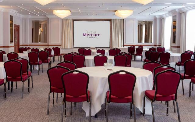 Exeter Rougemont hotel by Sunday