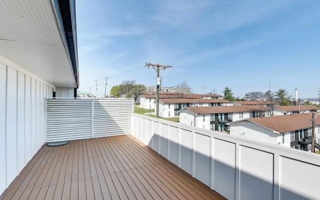 Modern Nashville Condo: Walk to Local Breweries!