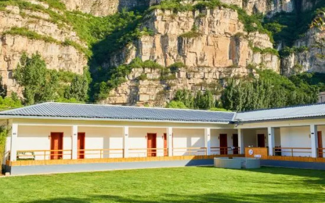 Qushuiliuxuan Dashe (Beijing Shidu Scenic Area Branch)