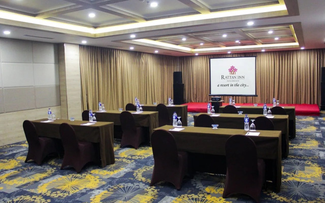 Rattan Inn