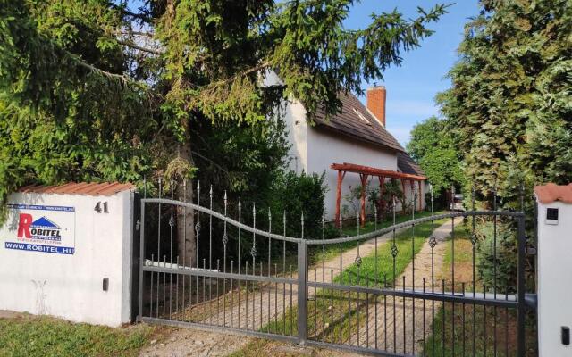 Robitel Vendégház