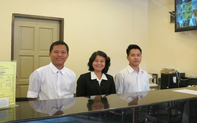 Nan Yeang Hotel