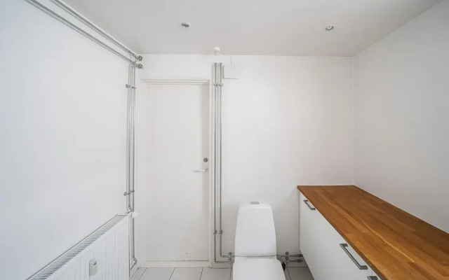 Charming City Apartment w 2-bedrooms