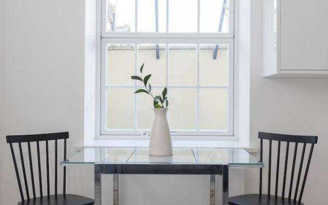 Posh Camden Suites by Sonder