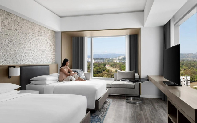 Clark Marriott Hotel