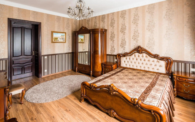 Beautiful apartment D.Galytskogo