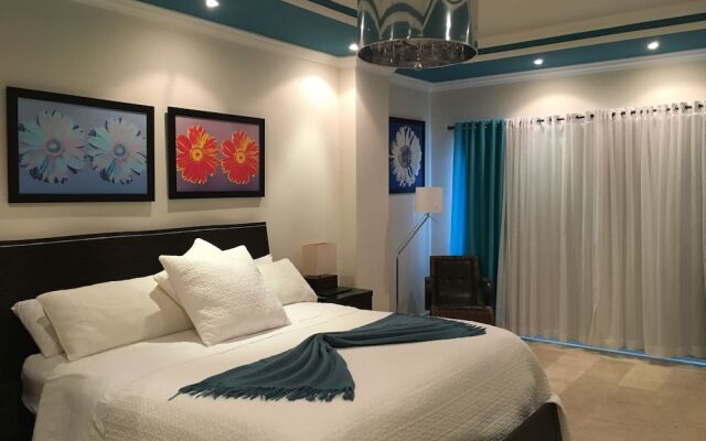 Aquamarina Luxury Residences