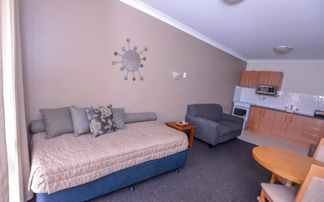 Narellan Motor Inn – Guest Rooms – Sydney