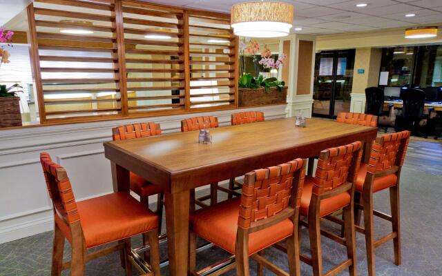 Spark by Hilton Sarasota Siesta Key Gateway