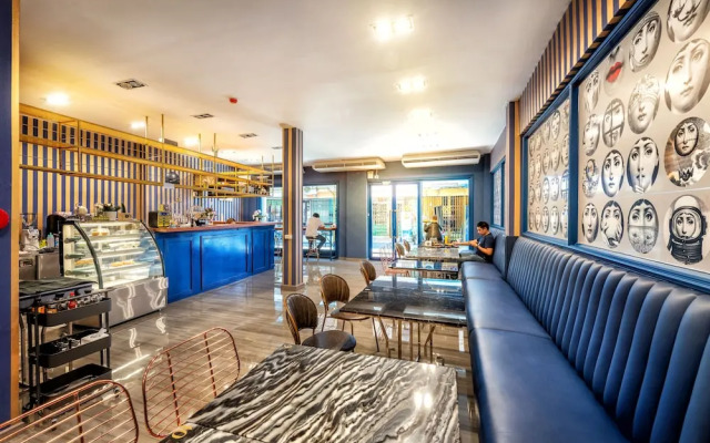 Happy Station Bangkok