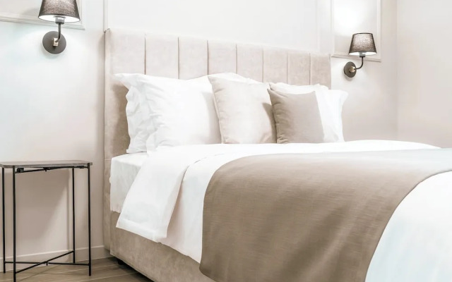 ASTIKON Xenofontos Suites