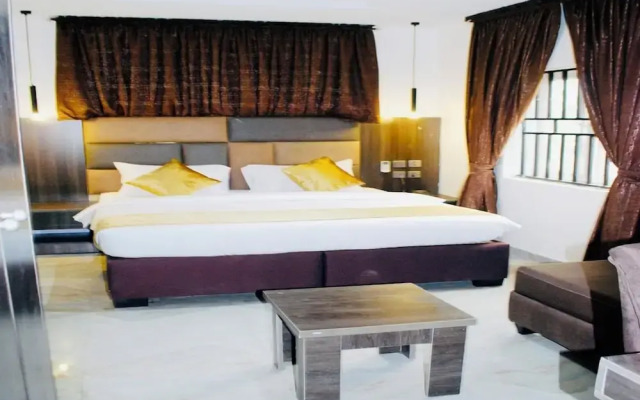 Fawzy Hotel