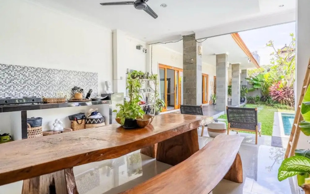 Coco Loco Villa
