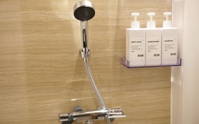 Sekai Hotel Yanagi - Hostel