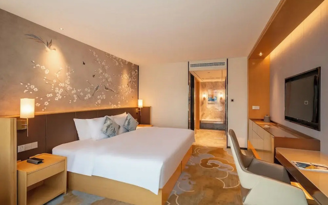 Serene Yuhua Hotel