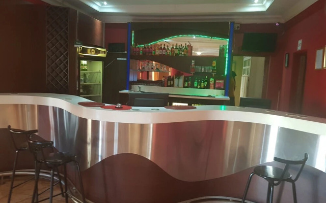 Msawawa Lodge & Pub