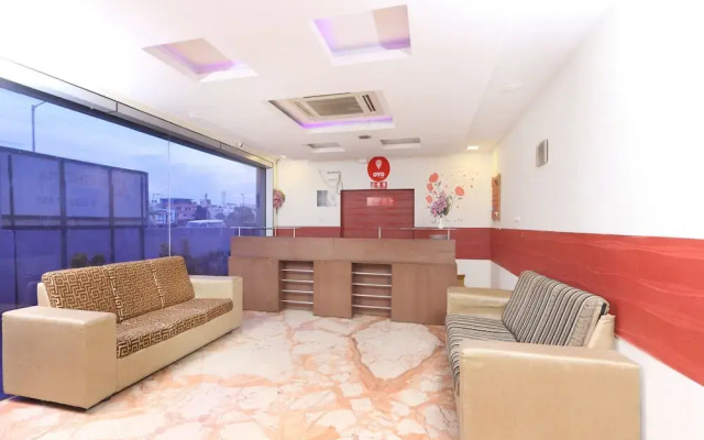 OYO Flagship 559 Harshetha Residency