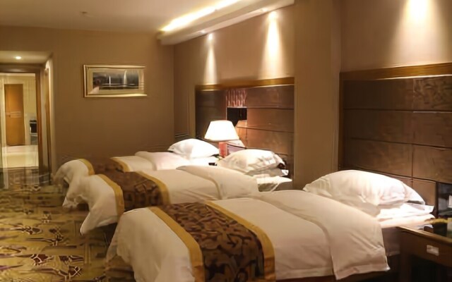 Lanze Holiday Hotel