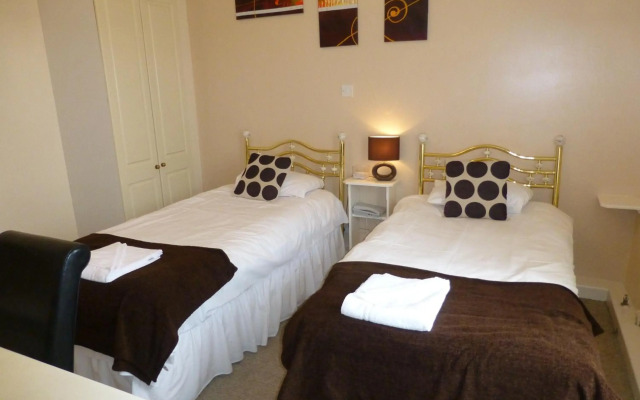 Maes Manor Hotel