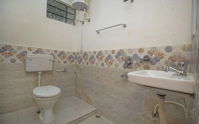 Simrat Hotel by OYO Rooms