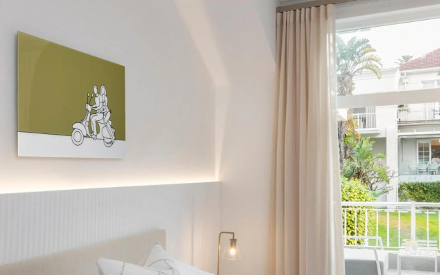 The Clarendon - Fresnaye