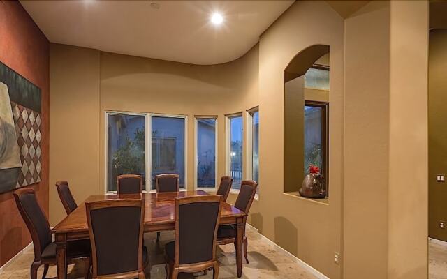 South by Southwest - Signature Vacation Rentals