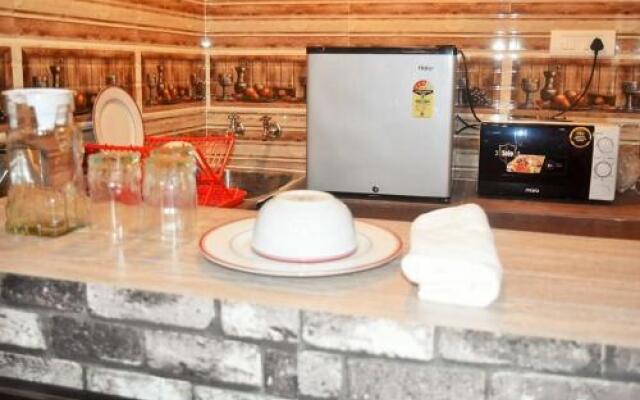 12 Homestay Apartments