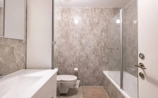 Luxury 3 Bedroom Oceanview Apt